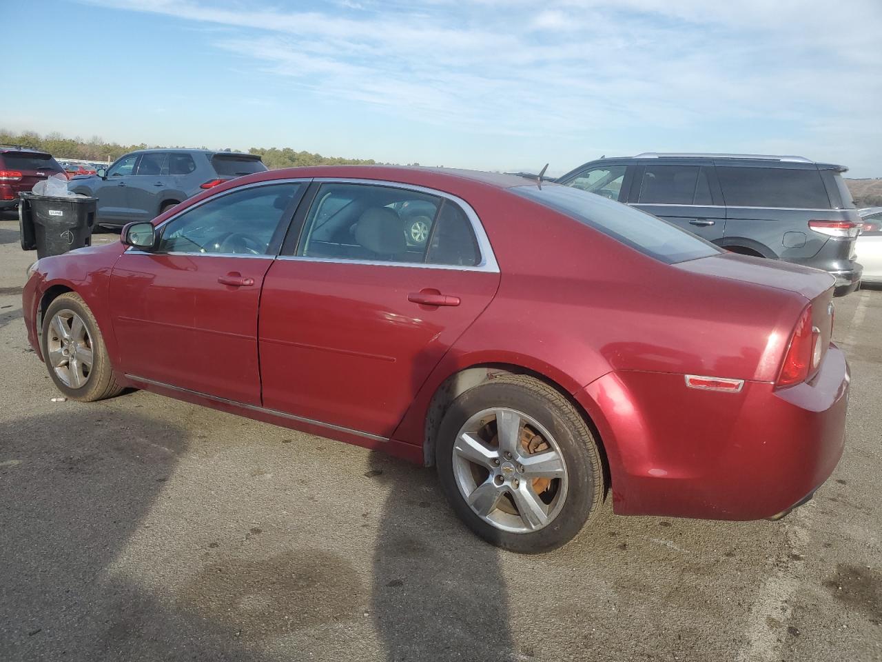 2011 Chevrolet Malibu - Image 2