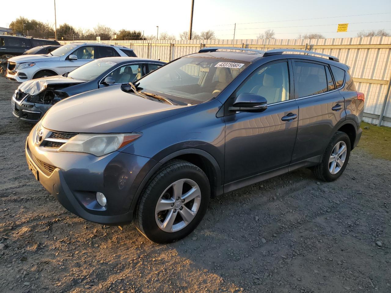 2014 Toyota RAV 4 - Image 1