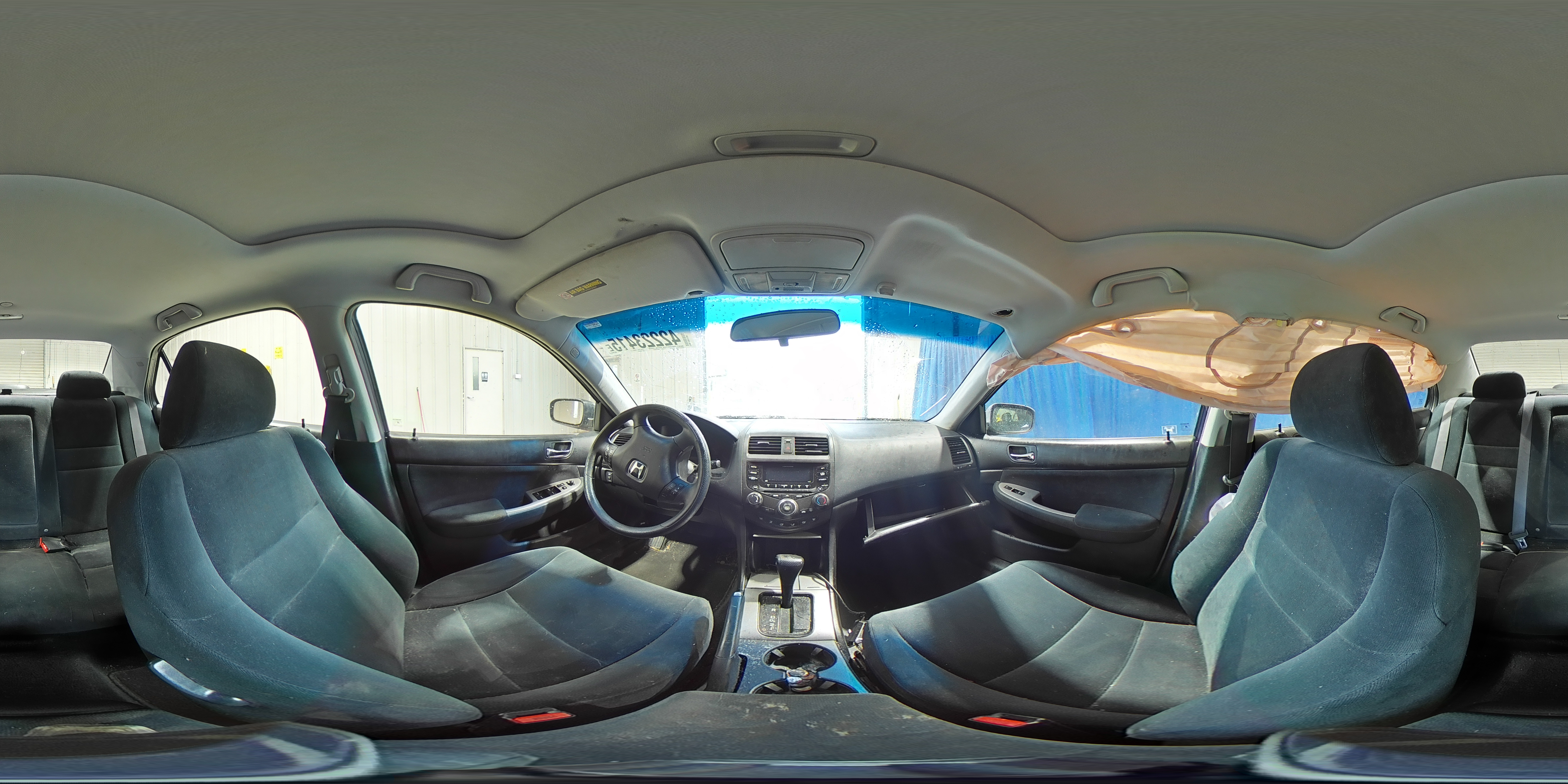 2005 Honda Accord - Image 13