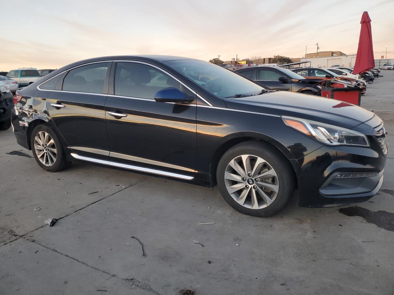 2016 Hyundai Sonata - Image 4