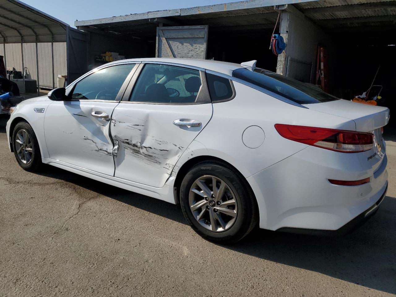 2019 Kia Optima - Image 2