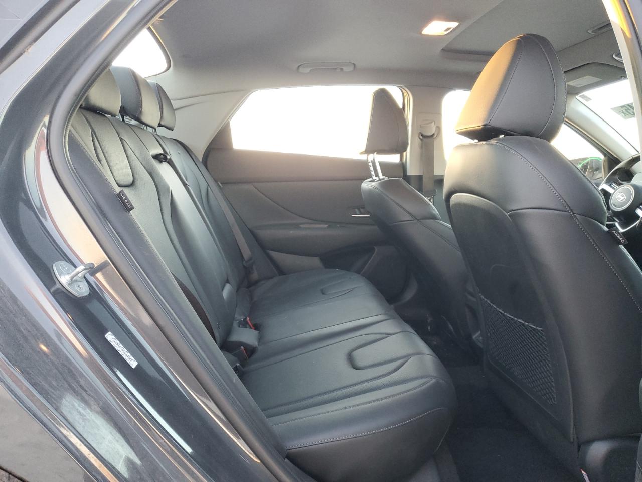 2024 Hyundai Elantra - Image 10