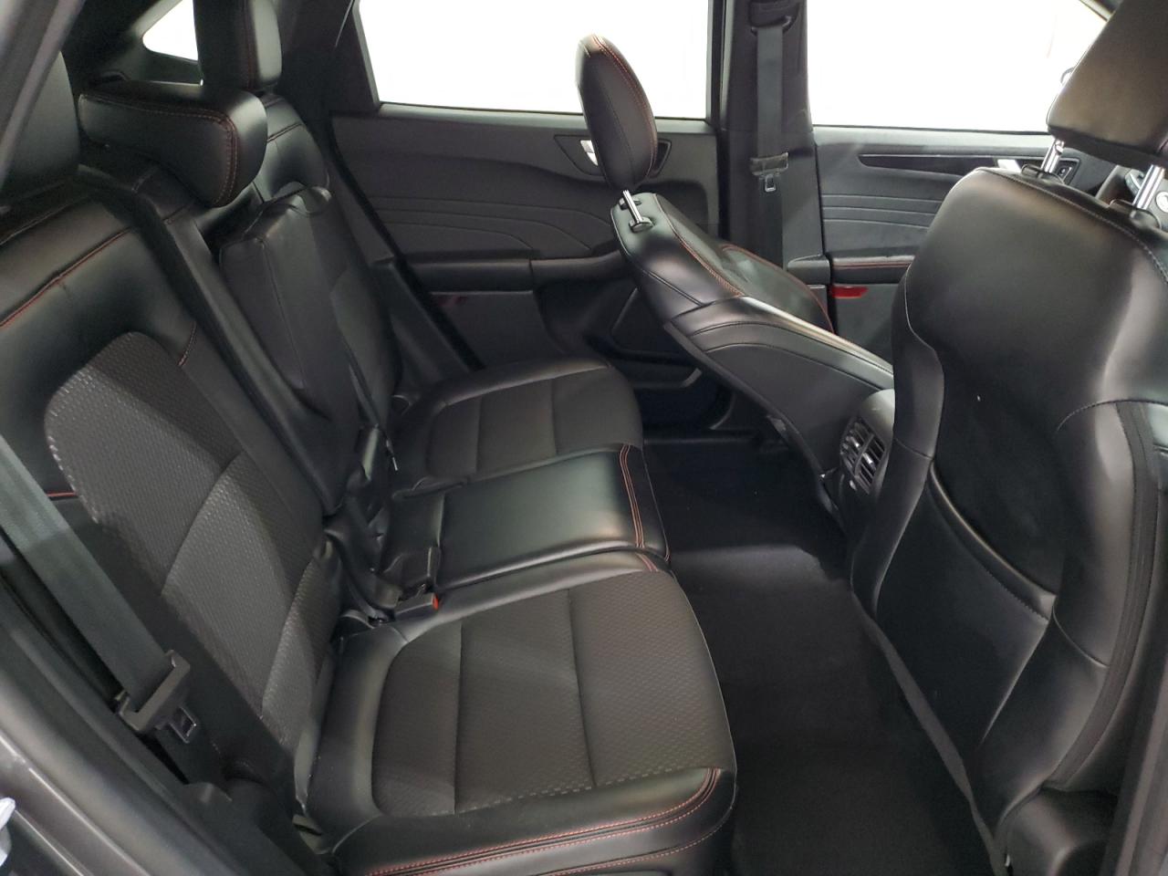 2023 Ford Escape - Image 11