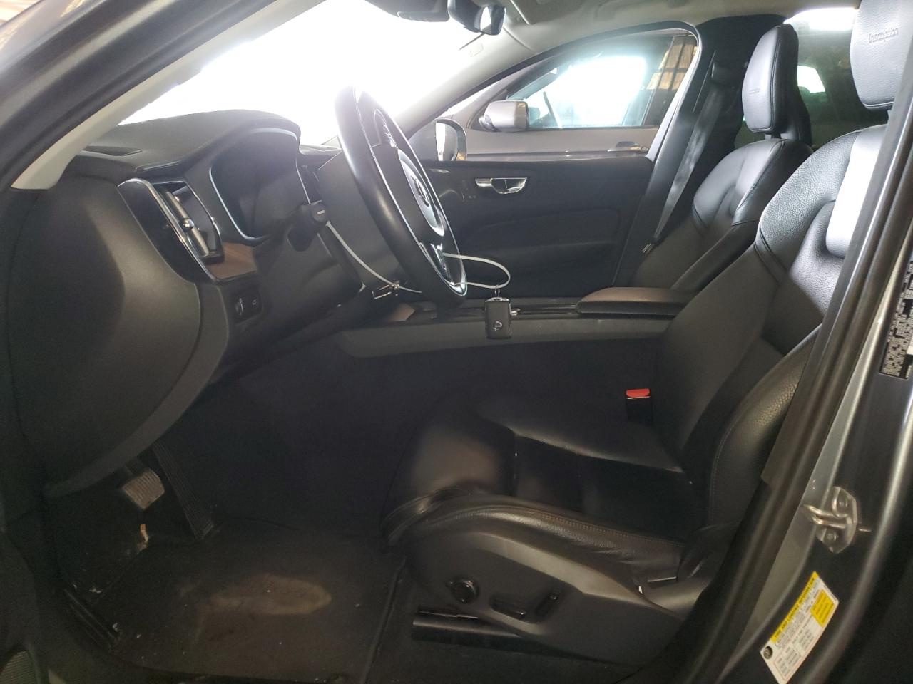 2019 Volvo XC60 - Image 7