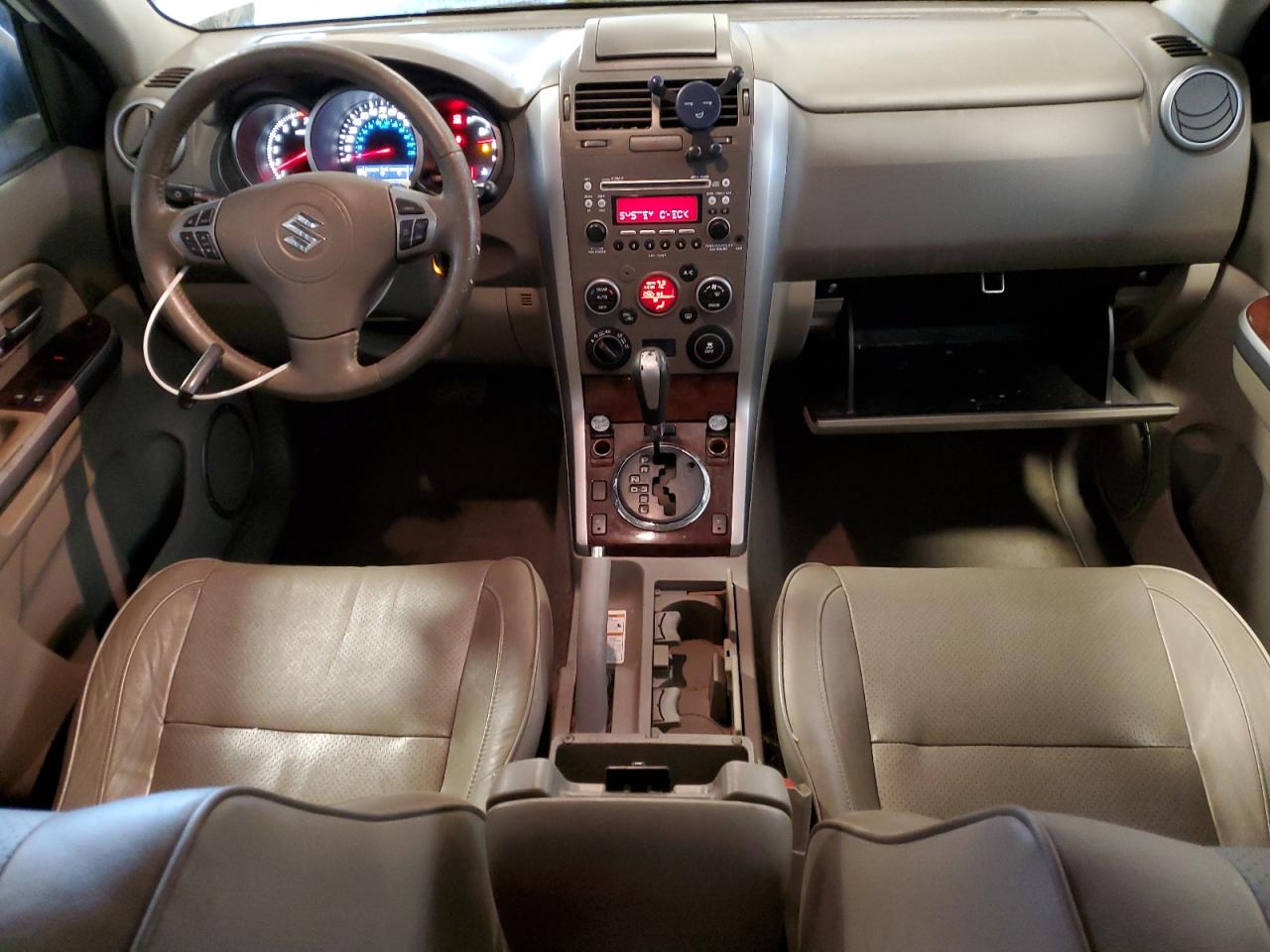 2012 Suzuki Grand Vitara - Image 8