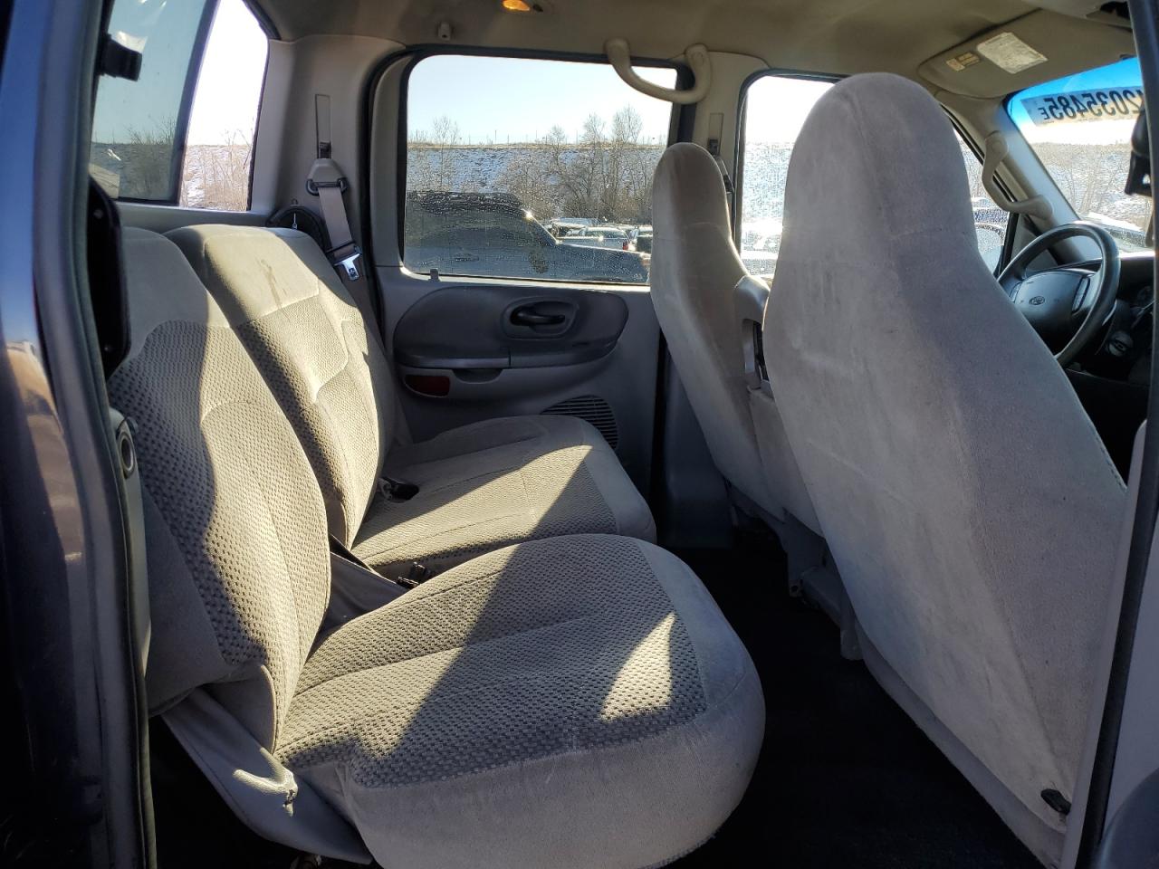 2001 Ford F-150 - Image 10