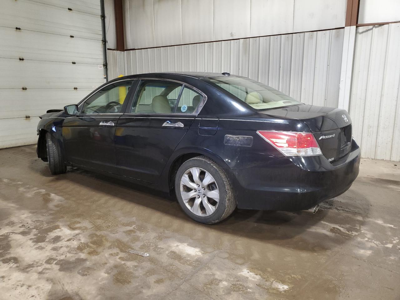 2010 Honda Accord - Image 2