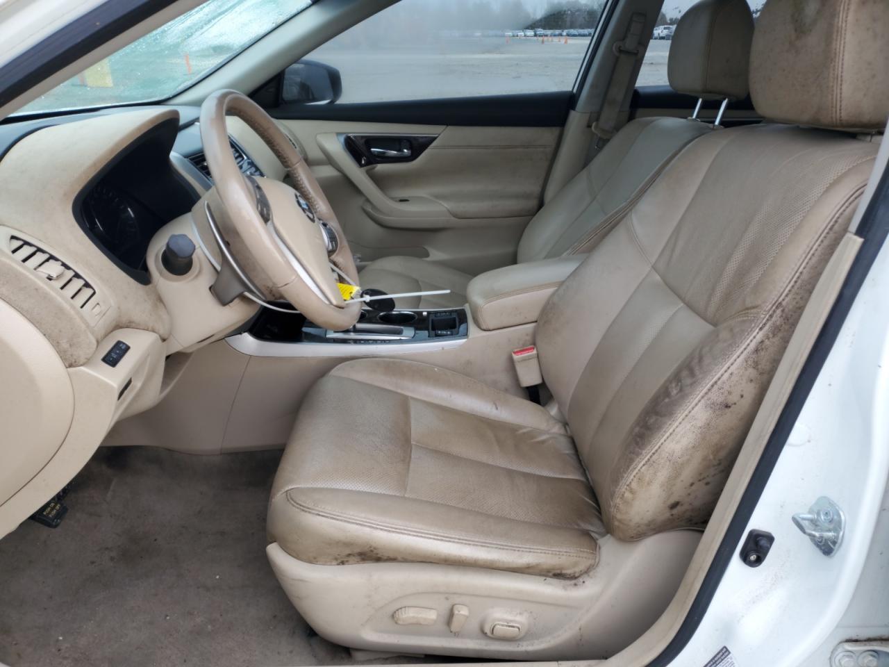 2014 Nissan Altima - Image 7