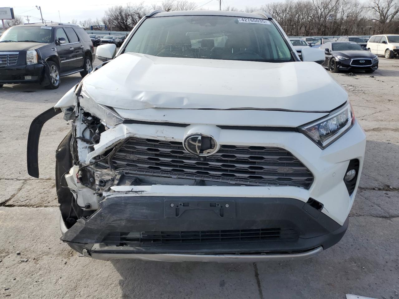 2019 Toyota RAV 4 - Image 5