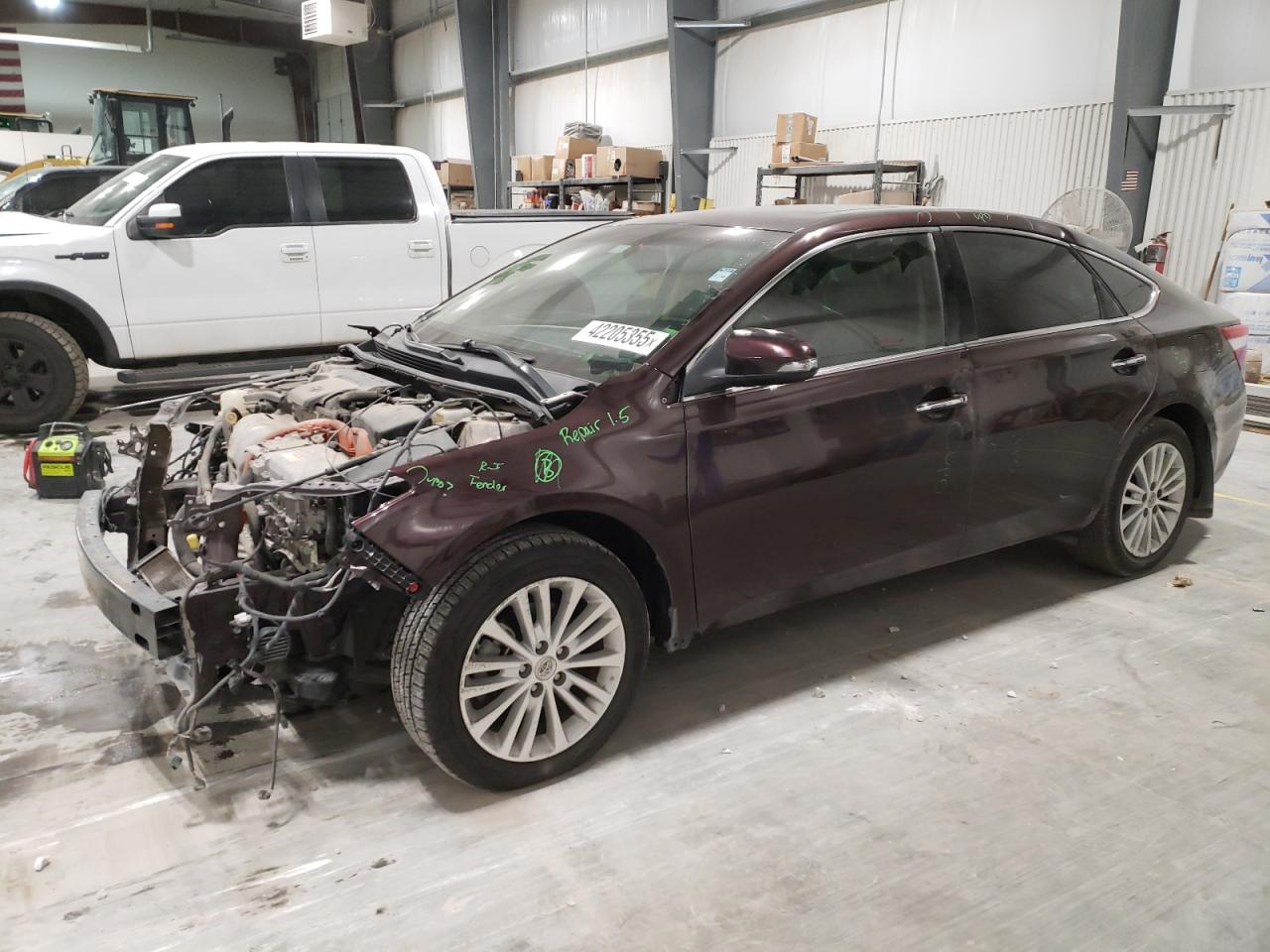2014 Toyota Avalon - Image 1