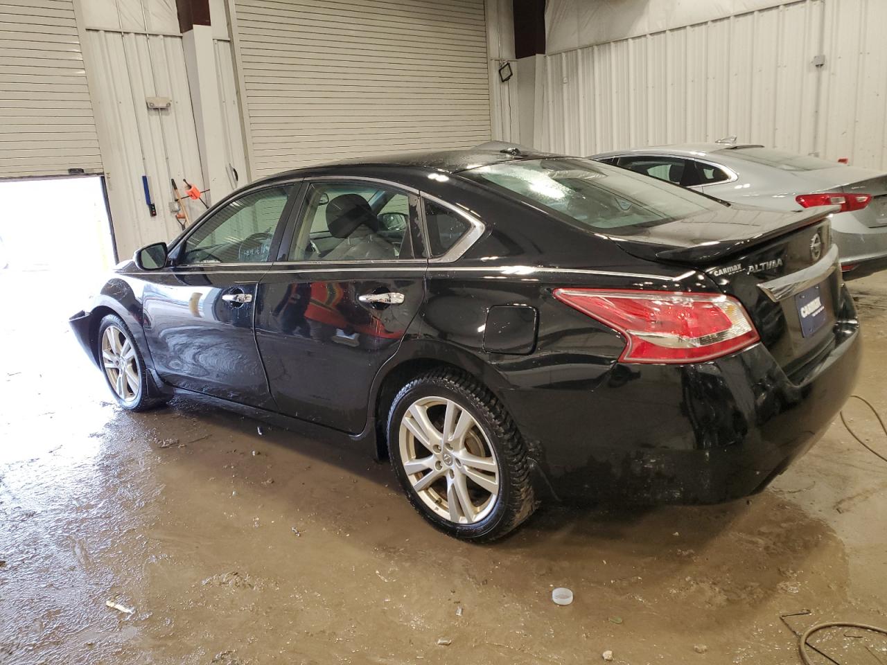 2013 Nissan Altima - Image 2