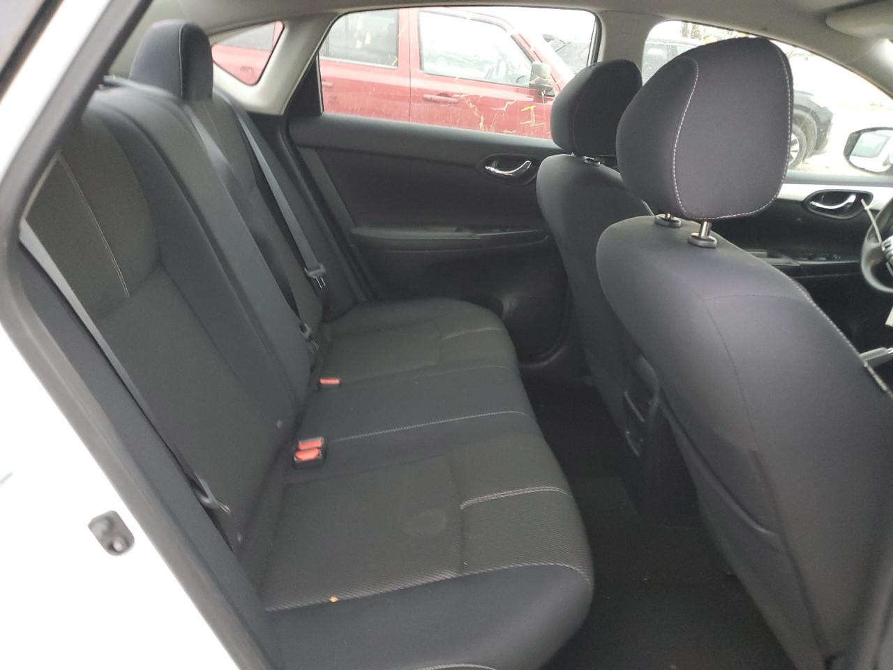 2017 Nissan Sentra - Image 10