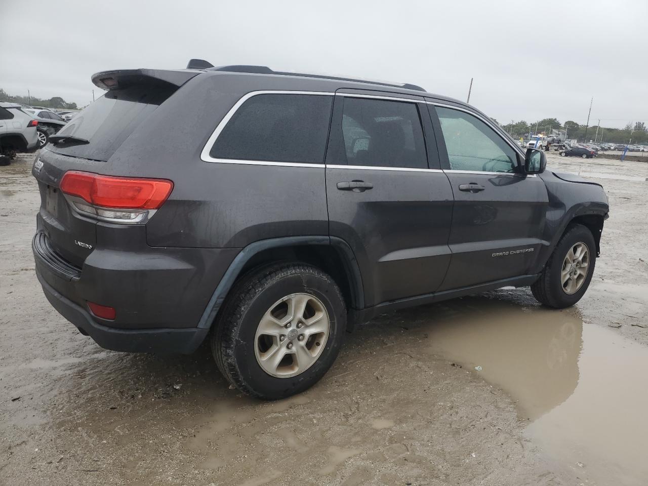 2015 Jeep Grand Cherokee - Image 3