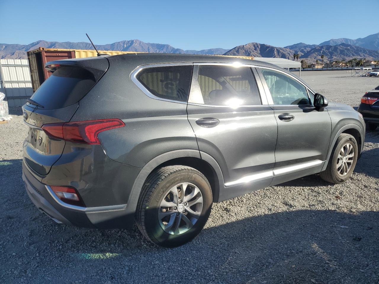 2020 Hyundai Santa Fe - Image 3