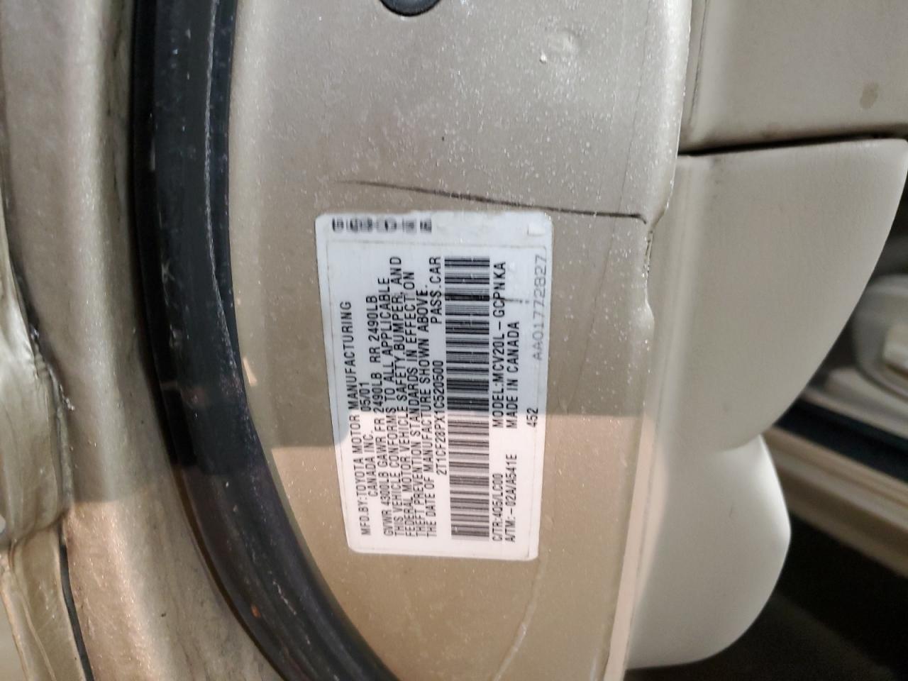 2t1cf28px1c520500 2T1CF28PX1C520500 2001 Toyota Camry Solara Se
