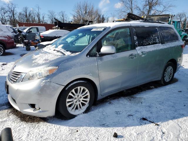 2017 Toyota Sienna Xle