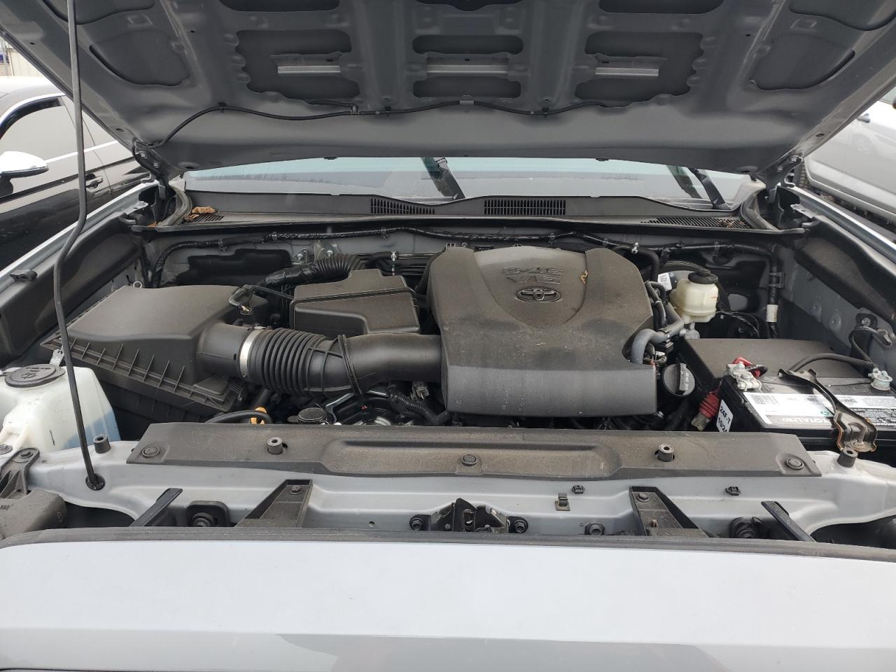 2021 Toyota Tacoma - Image 11
