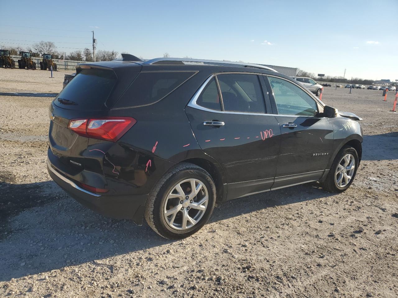 2019 Chevrolet Equinox - Image 3