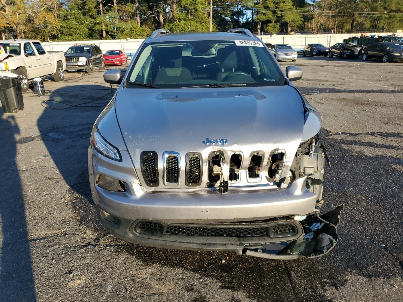 2018 Jeep Grand Cherokee - Image 5