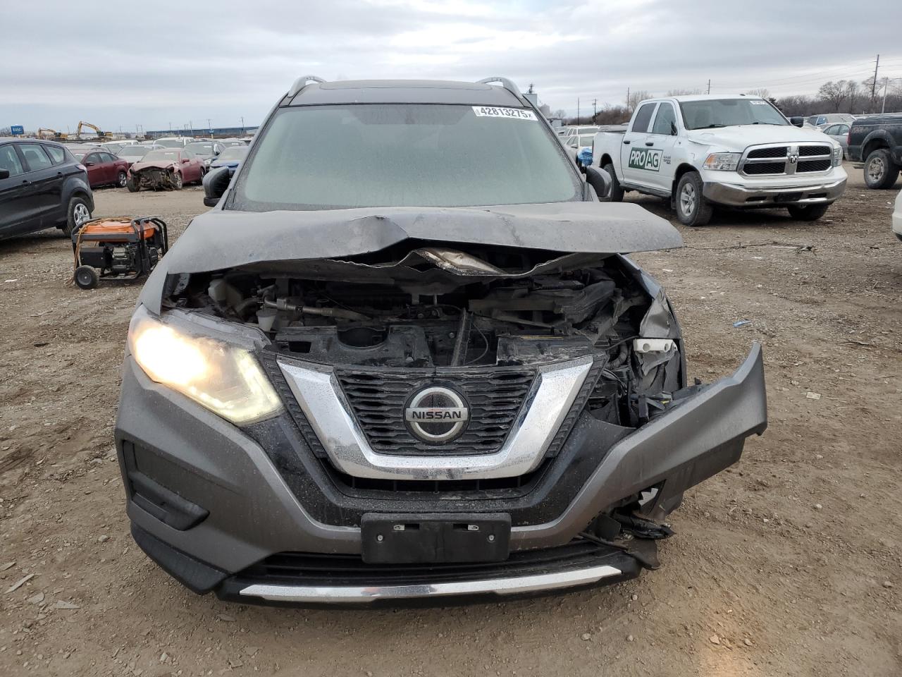 2018 Nissan Rogue - Image 5