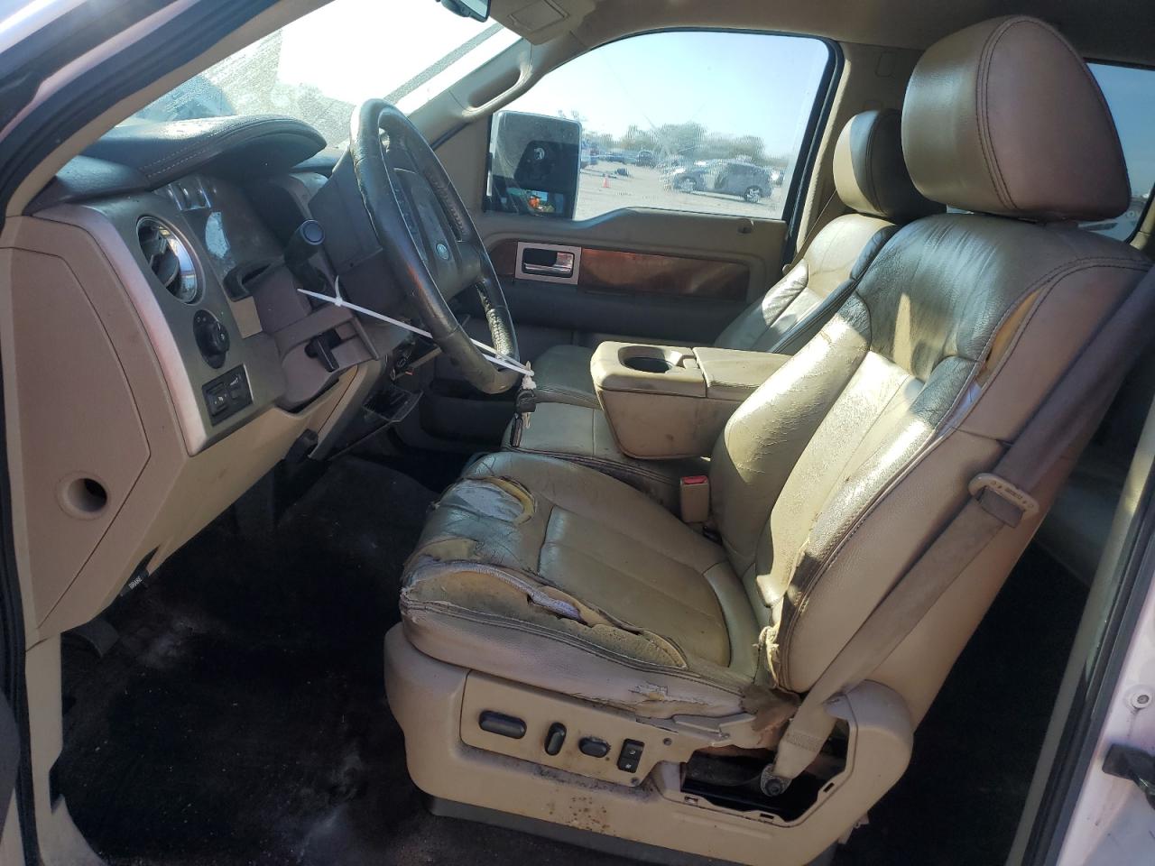 2010 Ford F-150 - Image 7