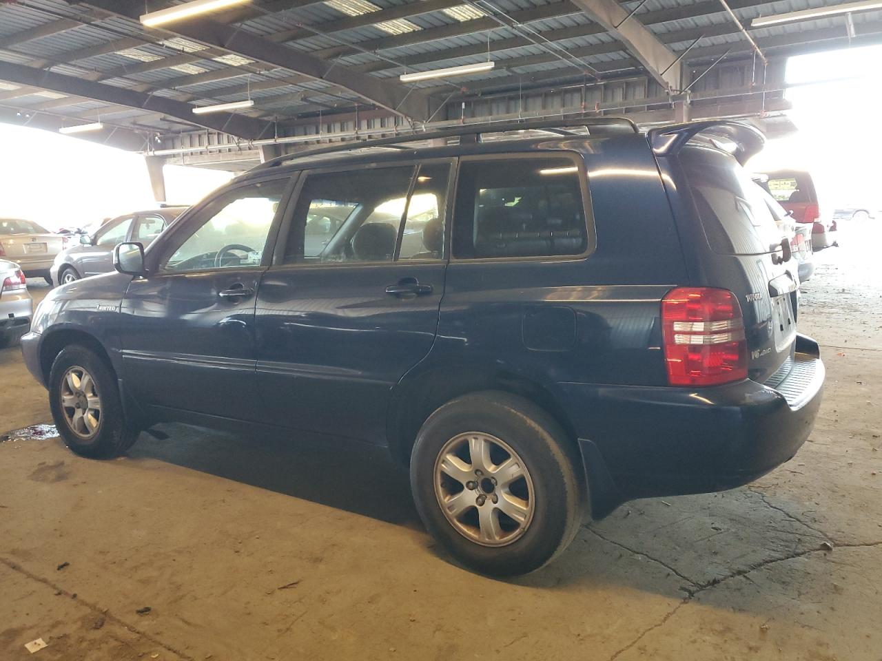 2003 Toyota Highlander - Image 2