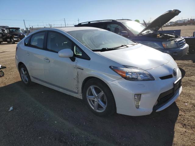  TOYOTA PRIUS 2014 Белы