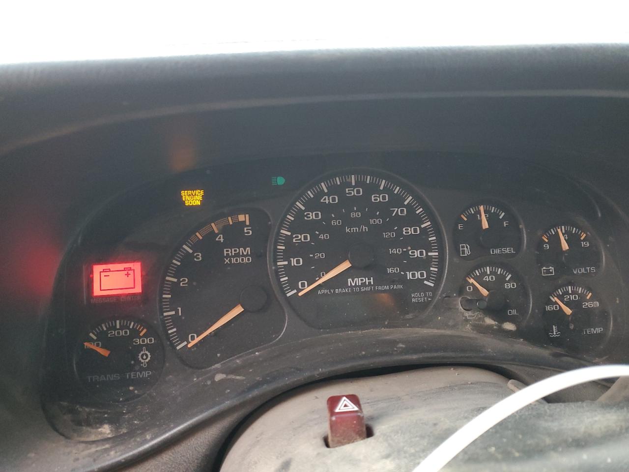 2002 Chevrolet Silverado - Image 9