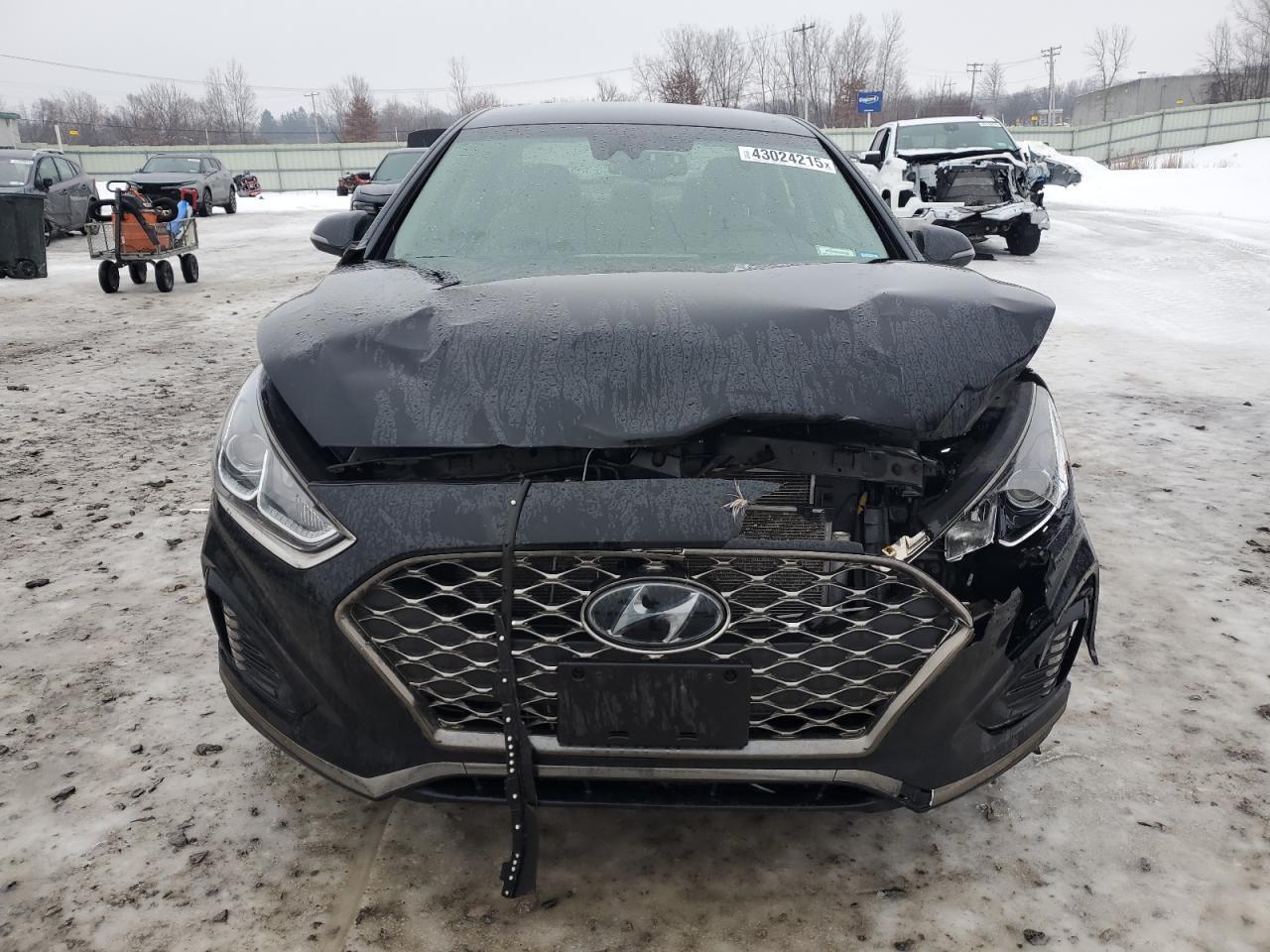 2018 Hyundai Sonata - Image 5