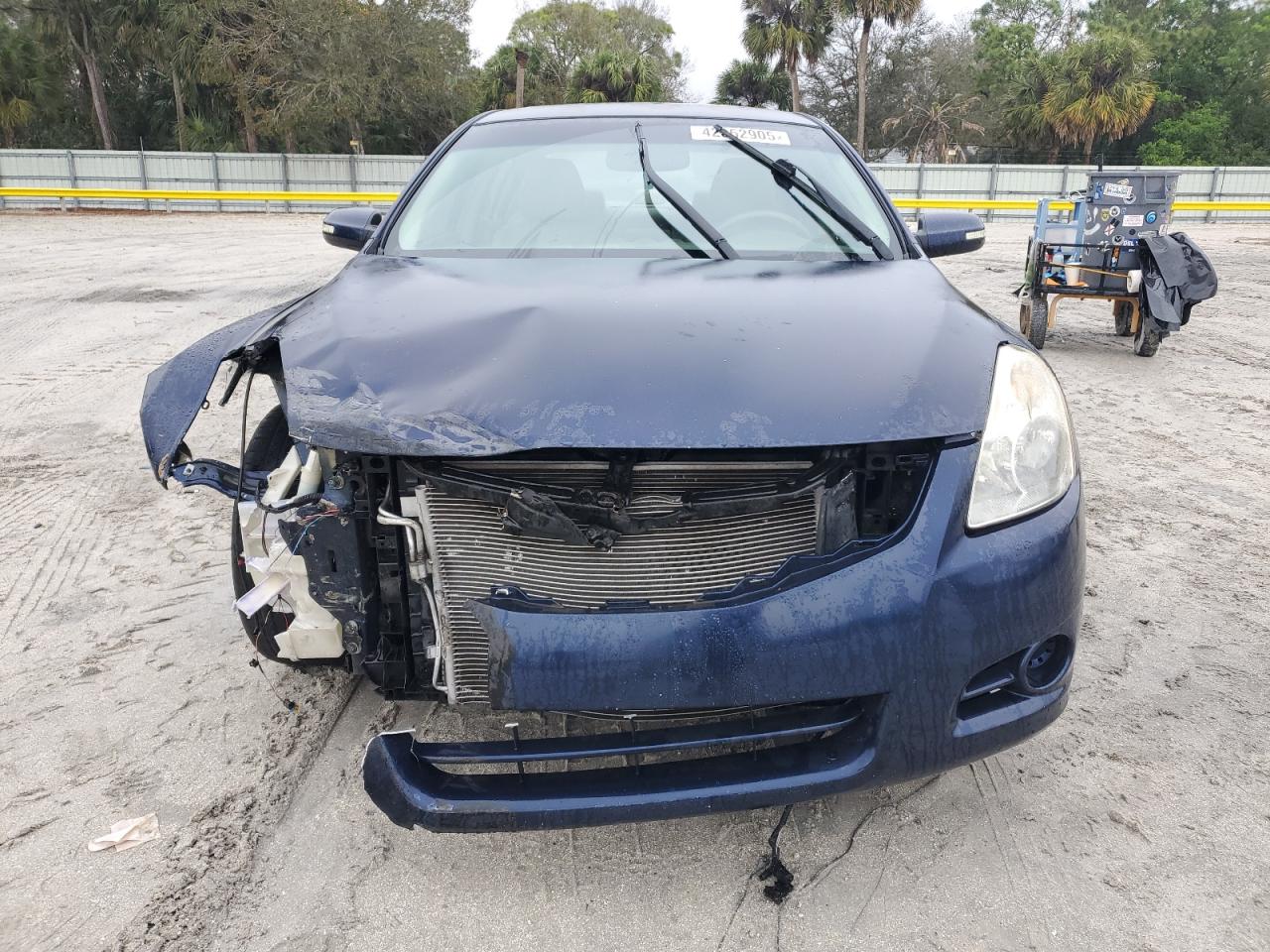 2010 Nissan Altima - Image 5