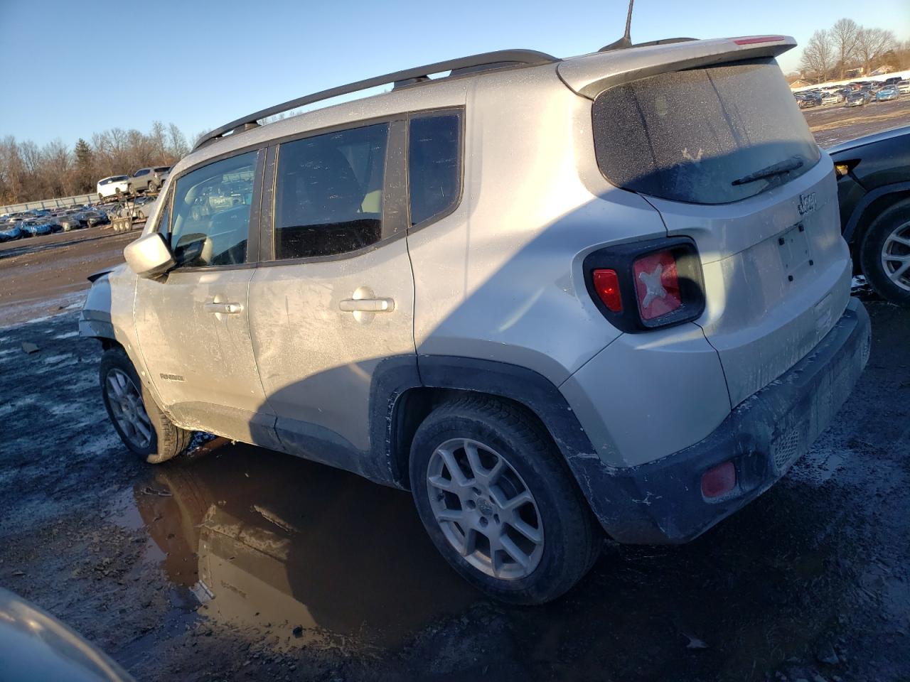 2021 Jeep Renegade - Image 2