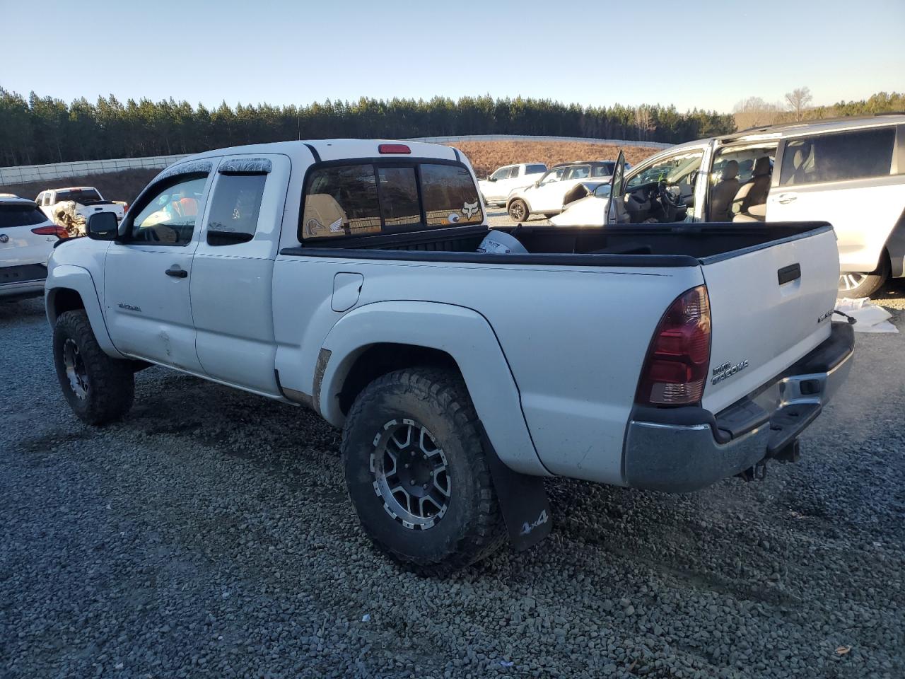 2007 Toyota Tacoma - Image 2