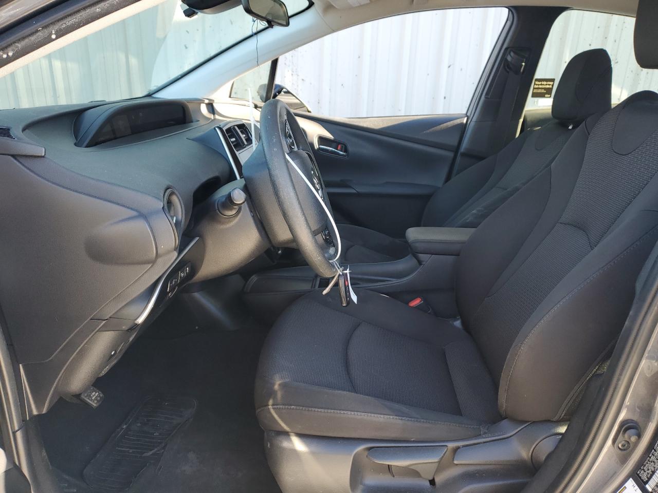 2022 Toyota Prius - Image 7