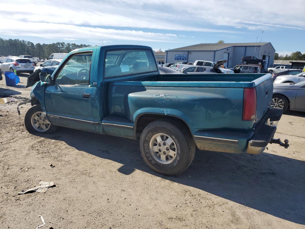 1993 GMC Sierra - Image 2