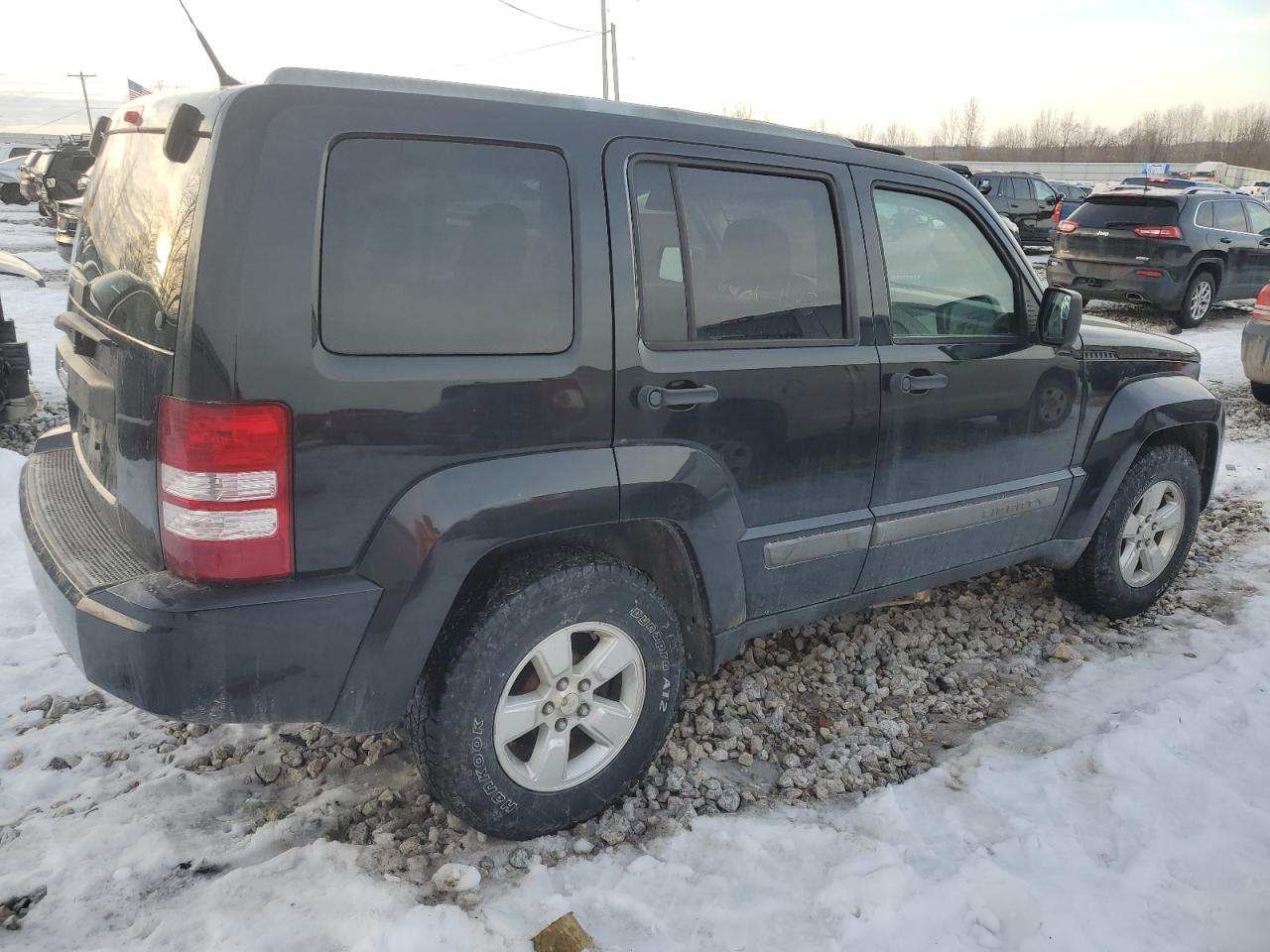 2011 Jeep Liberty (North America) - Image 3