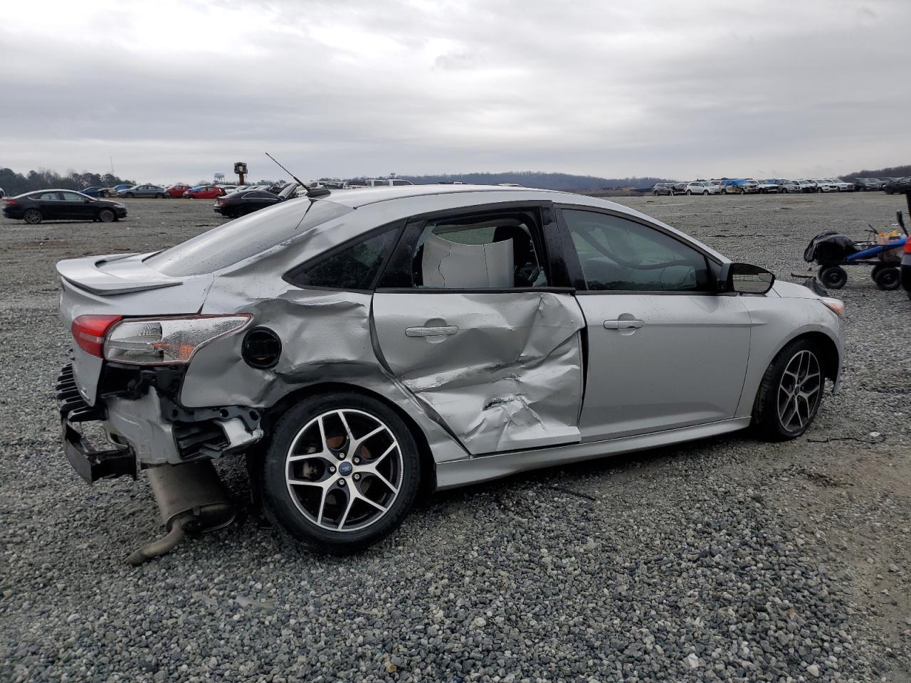 2015 Ford Focus - Image 3