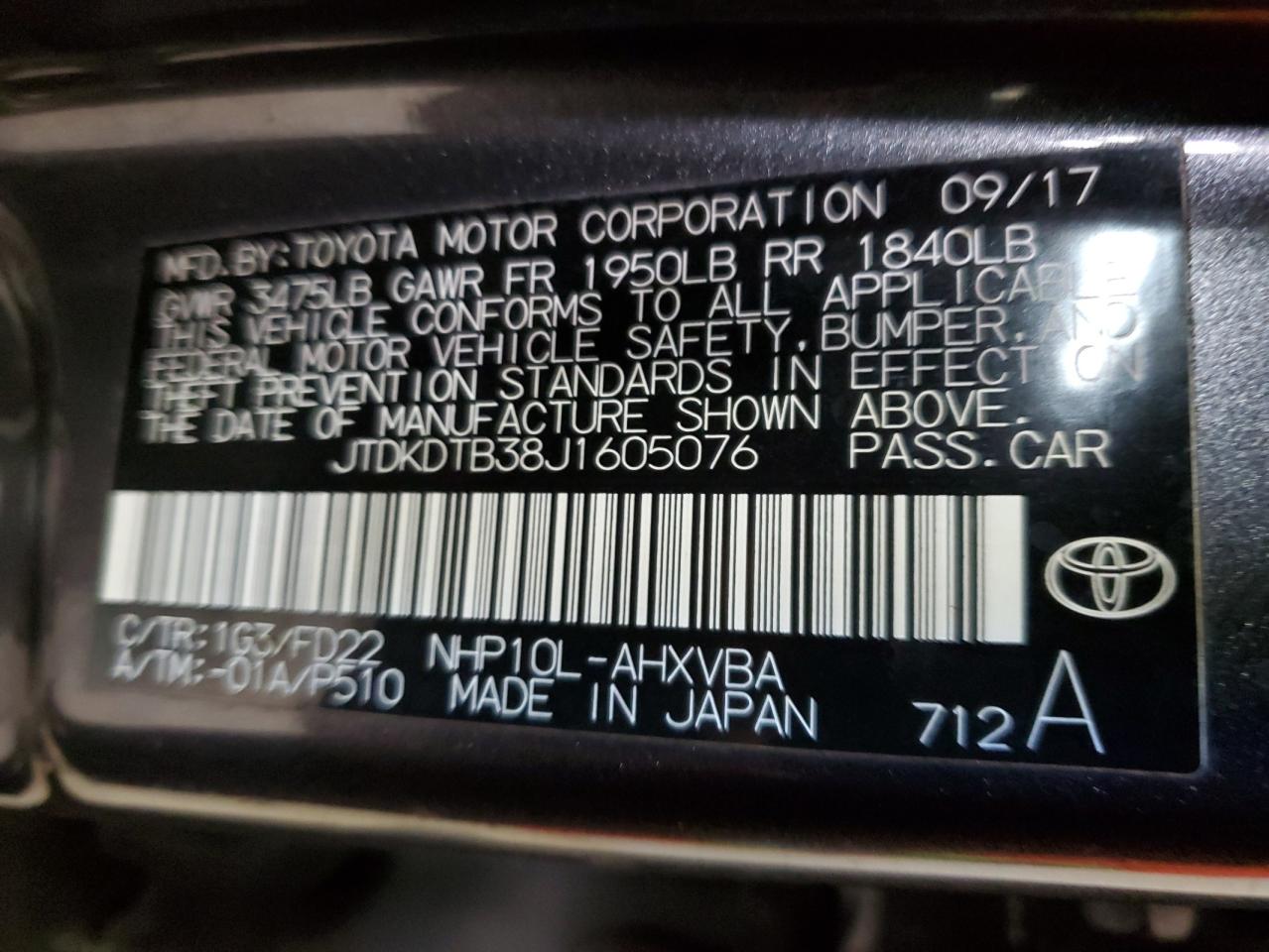 2018 Toyota Prius - Image 14