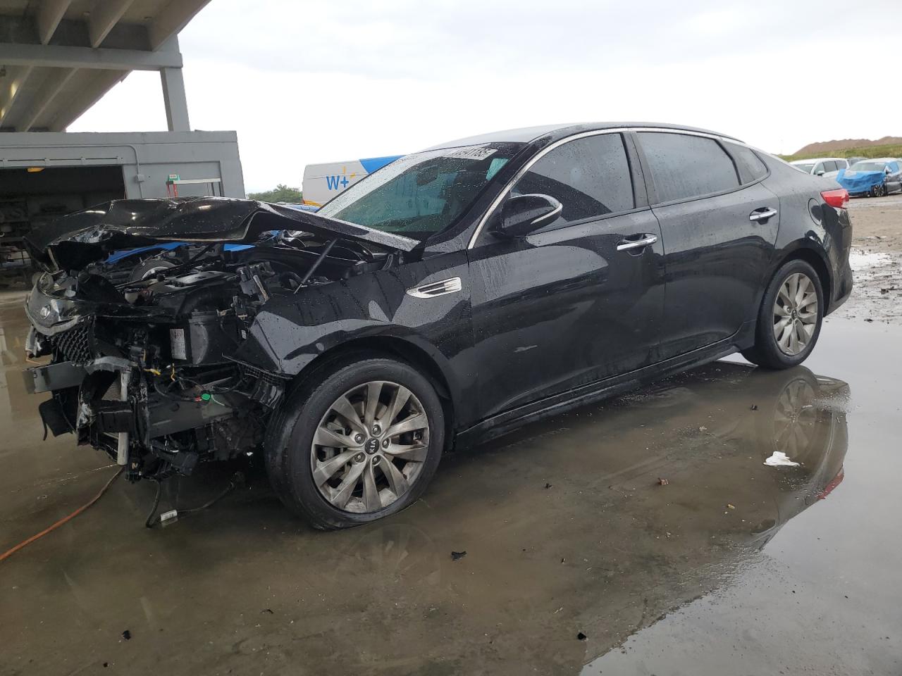 2017 Kia Optima - Image 1