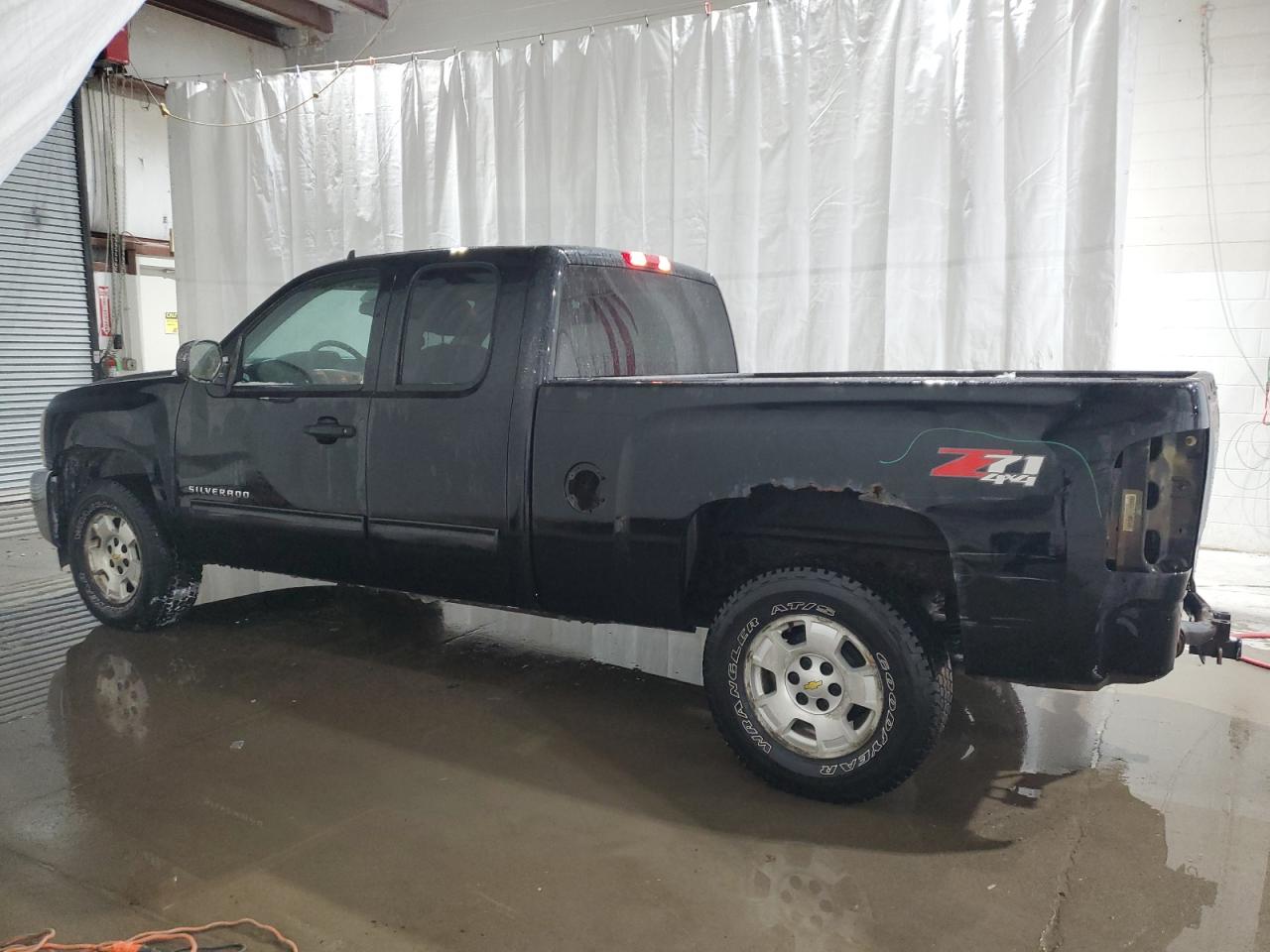 2013 Chevrolet Silverado - Image 2