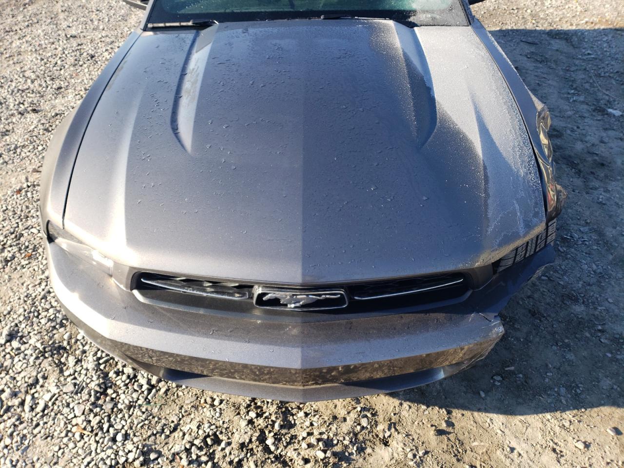 2011 Ford Mustang - Image 13