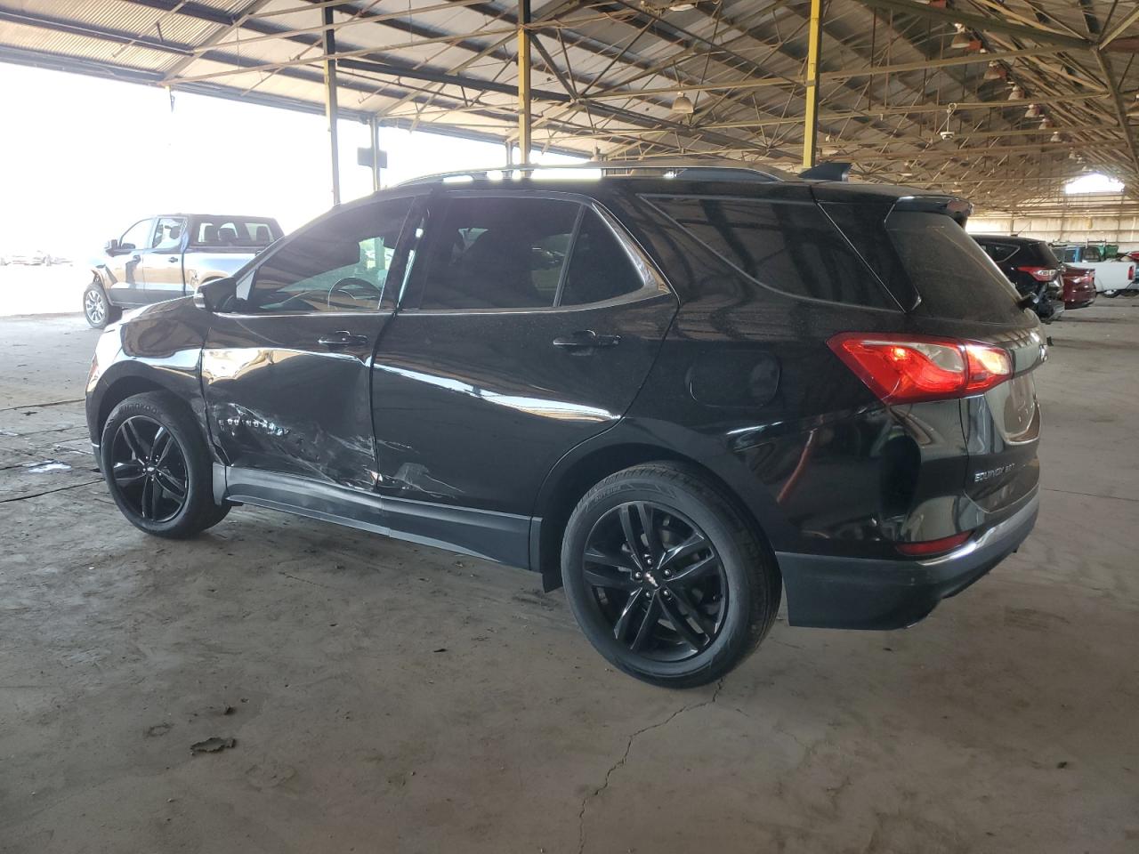 2020 Chevrolet Equinox - Image 2