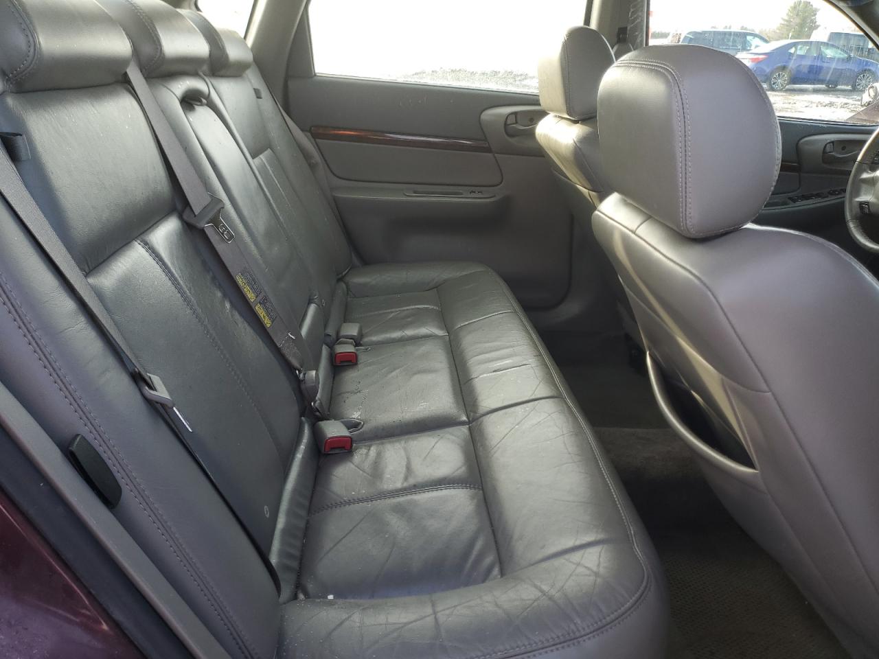 2004 Chevrolet Impala - Image 10