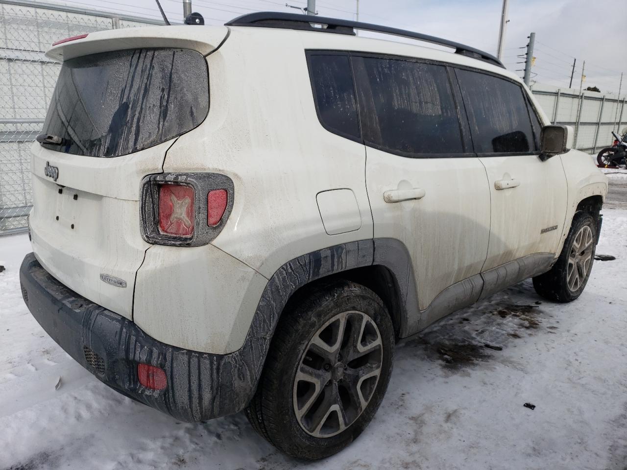 2015 Jeep Renegade - Image 3