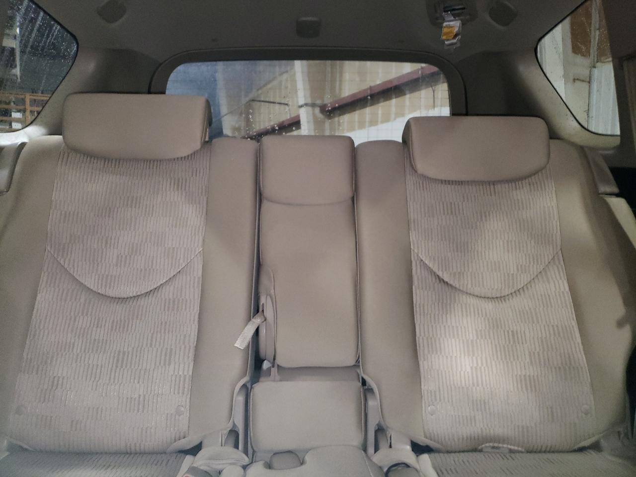 2010 Toyota RAV 4 - Image 10