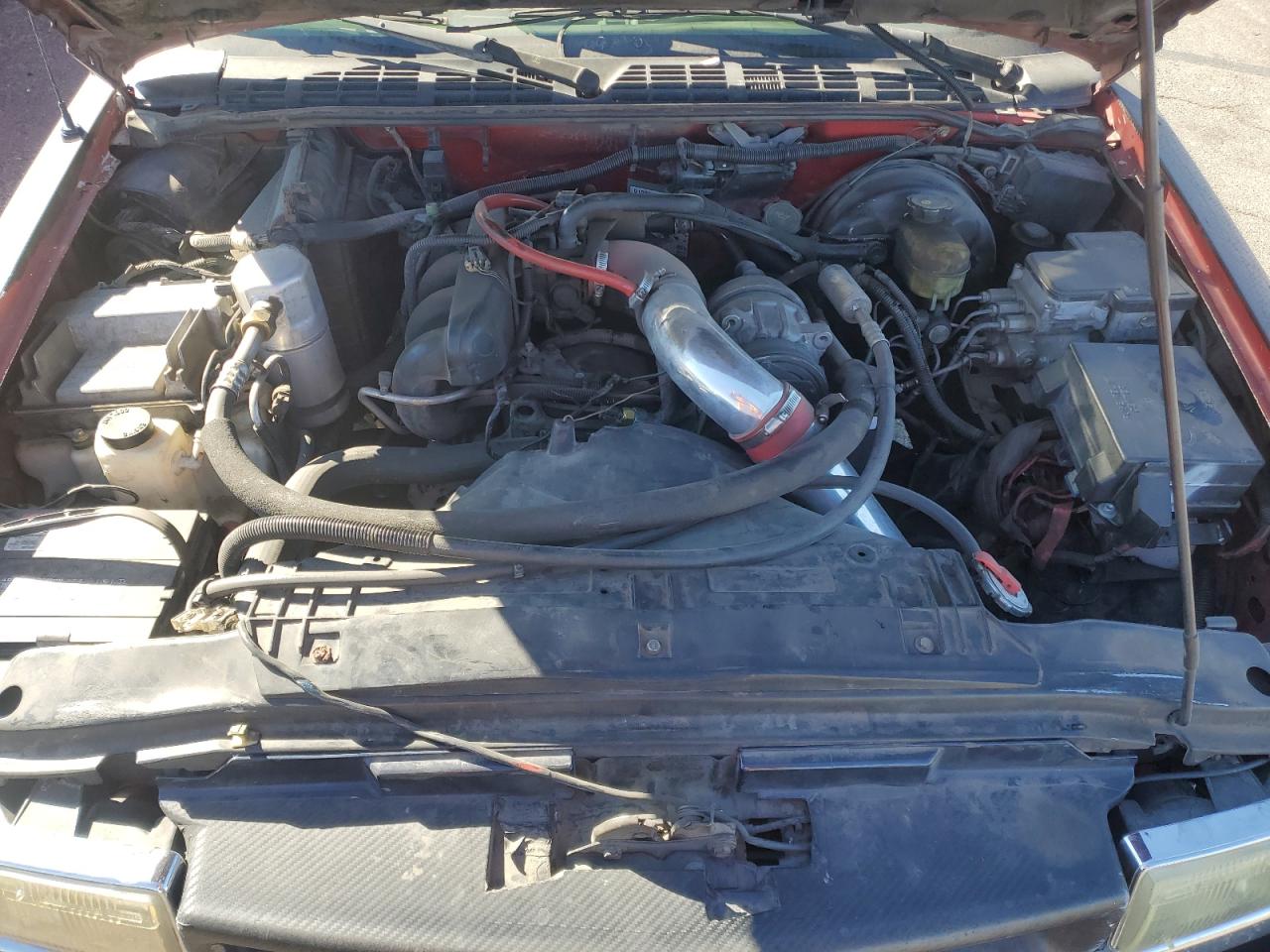1999 Chevrolet S-10 Pickup - Image 11