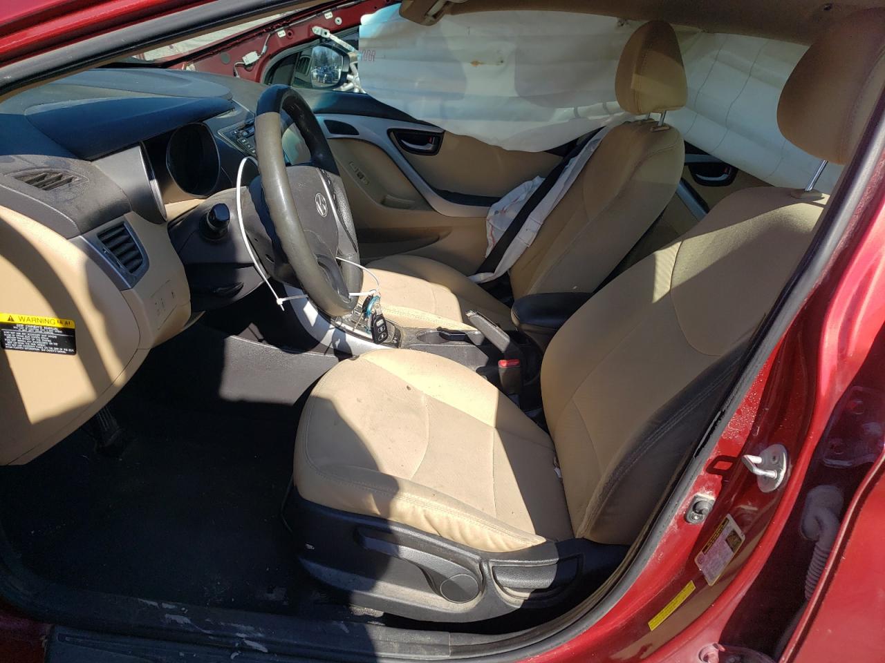 2013 Hyundai Elantra - Image 7