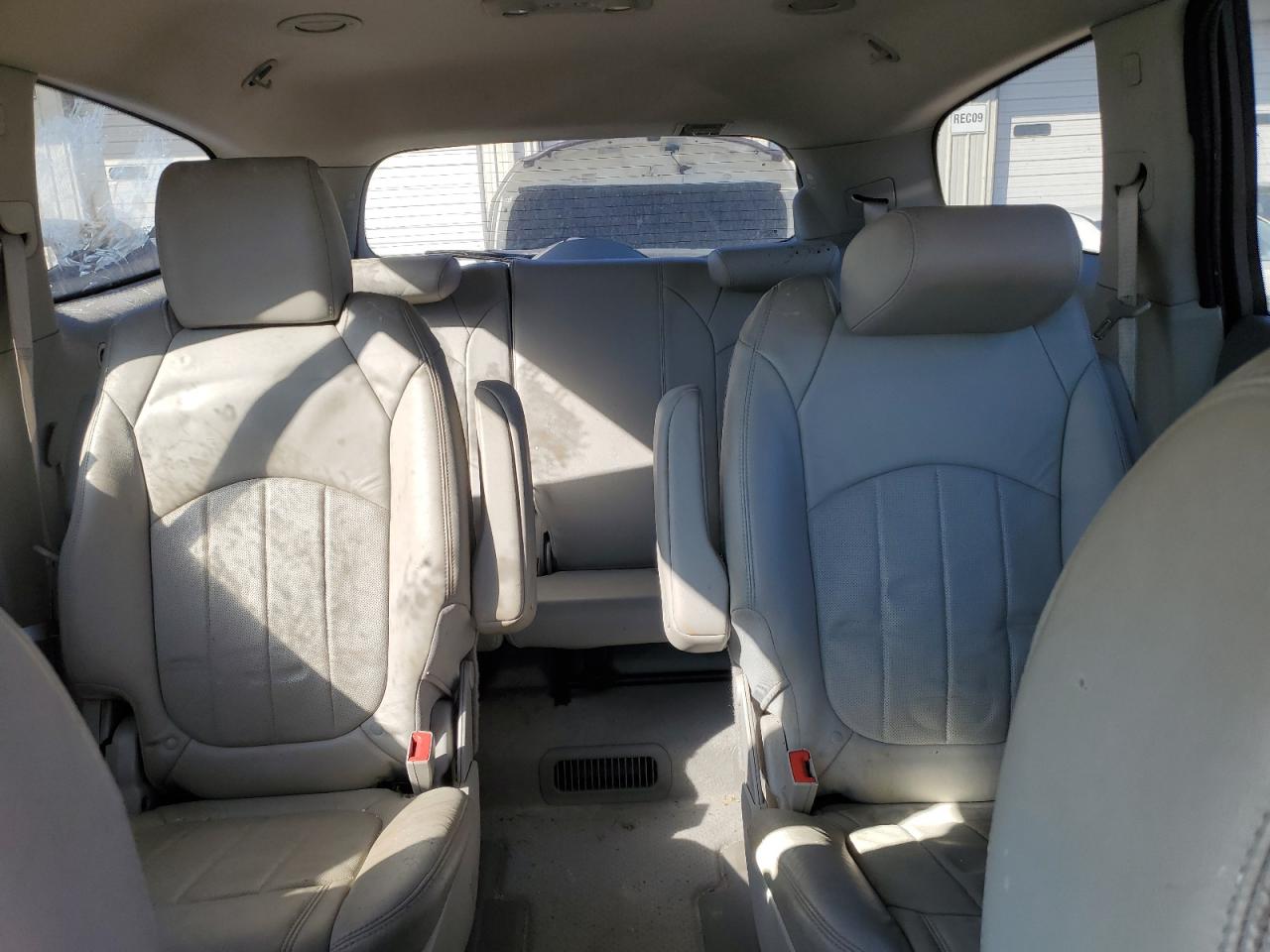 2012 Buick Enclave - Image 10