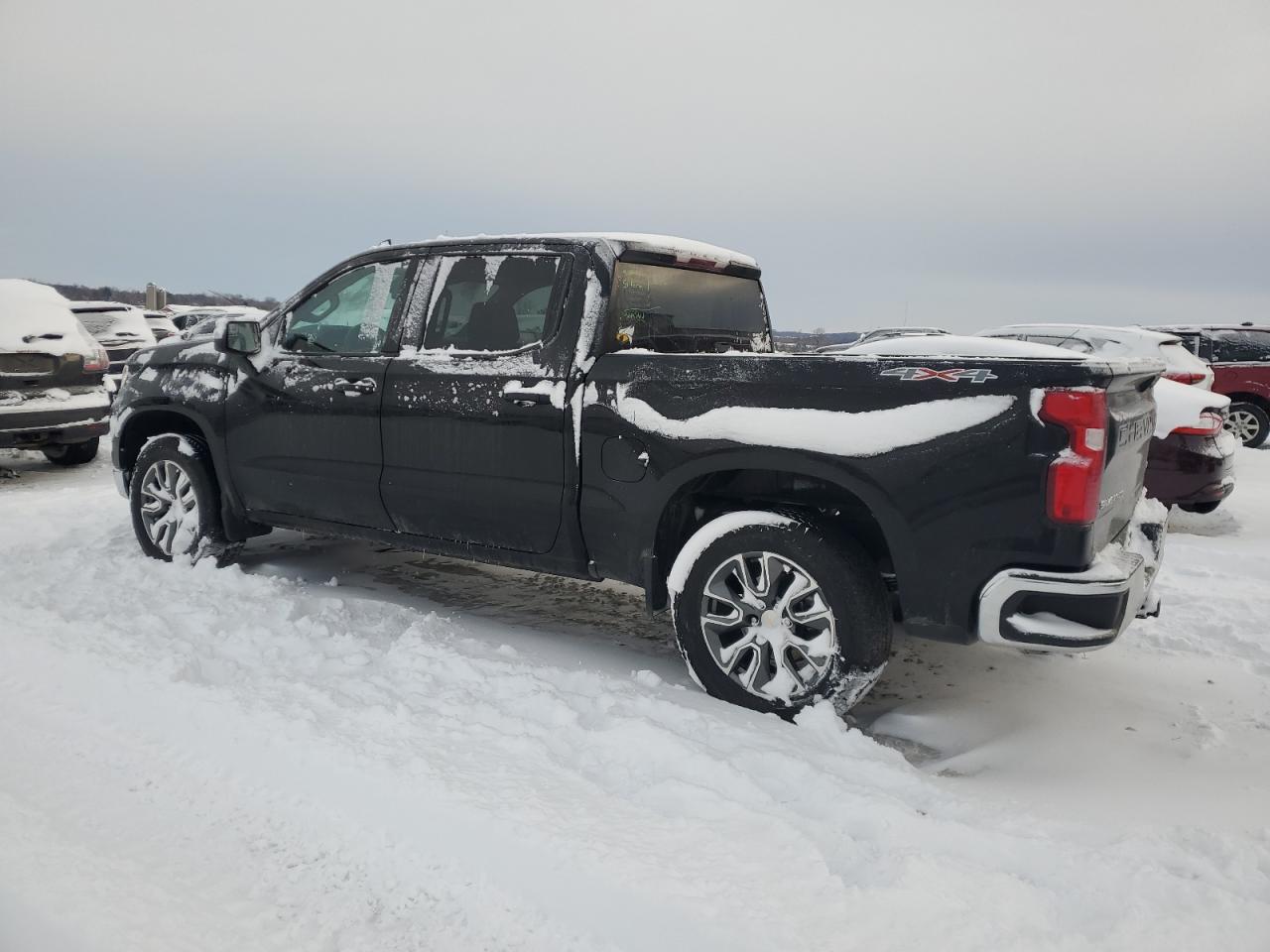 2023 Chevrolet Silverado - Image 2