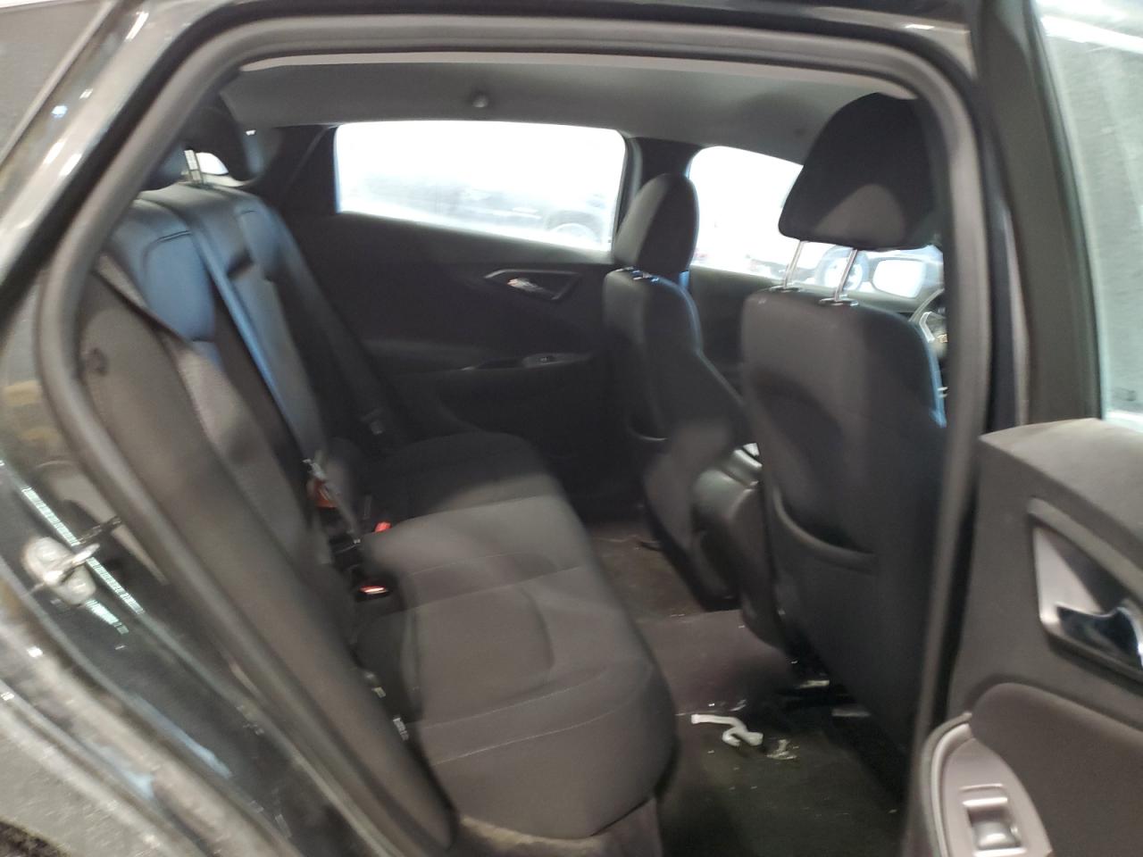 2017 Chevrolet Malibu - Image 10
