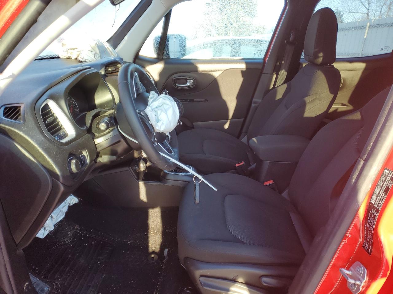 2019 Jeep Renegade - Image 7